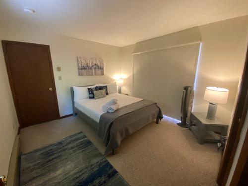 Ash Cottage in Poconos near Camelback & Kalahari in Long Pond, USA