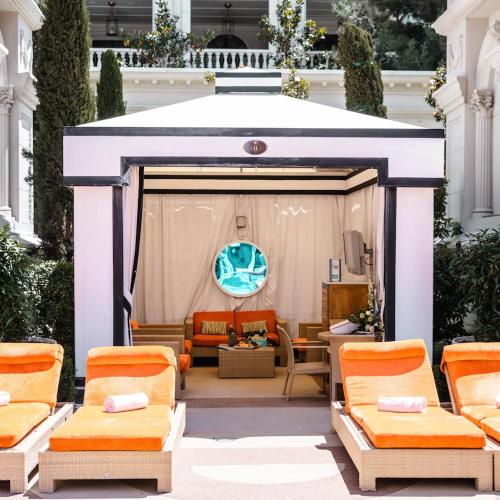 Létesítmények, Caesars Palace Las Vegas near Madame Tussaud Las Vegas, Inc