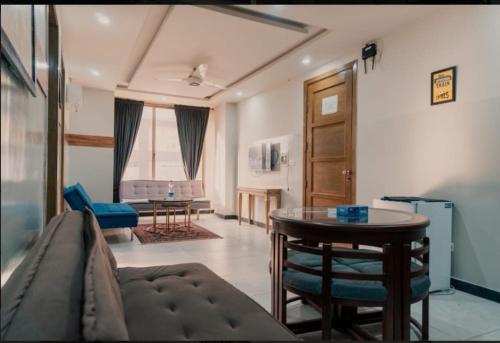 Vaporium apartments Bahria RWP in พาห์เรียทาวน์