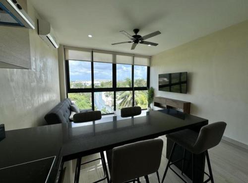 DelCarmenHouse, Cancún