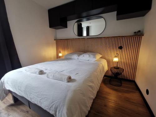 T2 pour 4, proche Versailles, Paris et La Defense in Le Port Marly