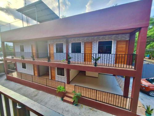 Llaguno City Inn