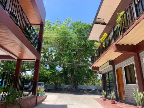 Llaguno City Inn