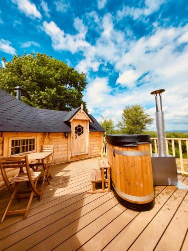 Iekārtas, Stairway to Devon in High Bickington