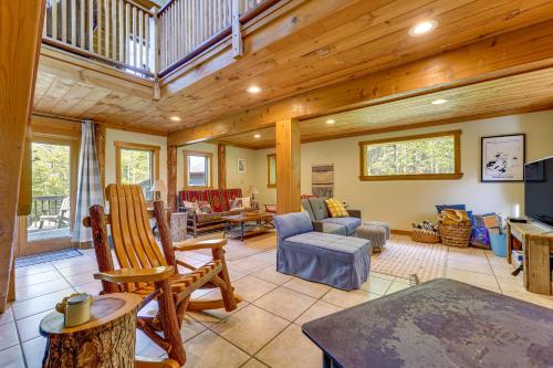 Saranac Lake Cabin with Deck Pets Welcome!