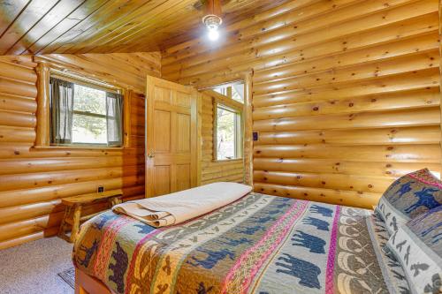 Saranac Lake Cabin with Deck Pets Welcome!