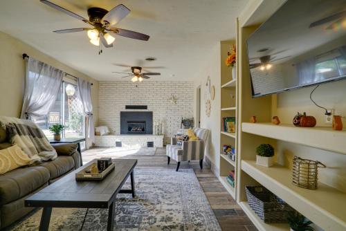 Chic Silver City Getaway w/ Patio + Gas Grill