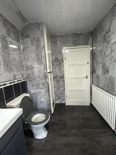 Homestay, Birmingham (zdjęcie 3)