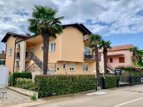 One-Bedroom Apartment with Balcony and Sea View