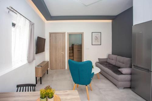 Μike's Corner Apartment