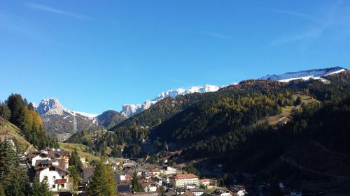 Hotel Garnì Gardena - Appartments - image 14