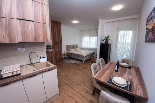 Exclusive 3 Apartment in Bajnat