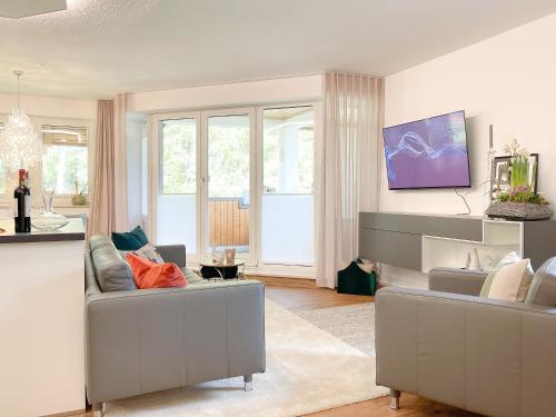 Superior One-Bedroom Apartment with Balcony