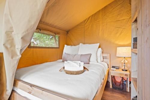 The Lodges at Eden Reserve - Safari Tents in Williamstown, USA
