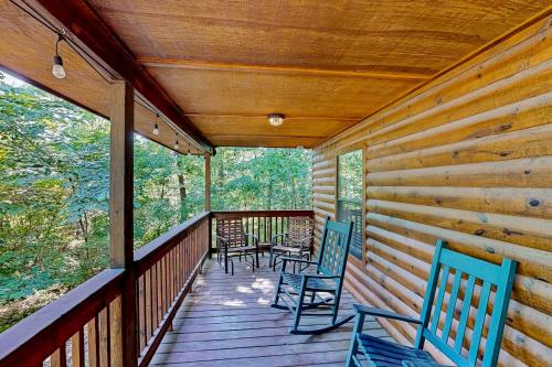 Osito Cabin in Broken Bow, USA