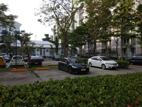 Savi Rooms Super Deluxe Studio 2 Nr Bkk Hospital - image 7