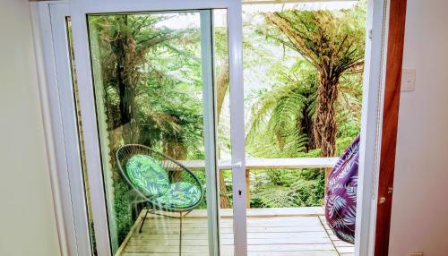 Gully hideaway apartment