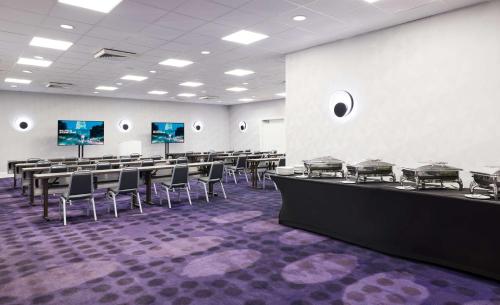 563955886 YOTEL Washington DC