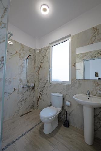 Hotel Veliaj - image 2