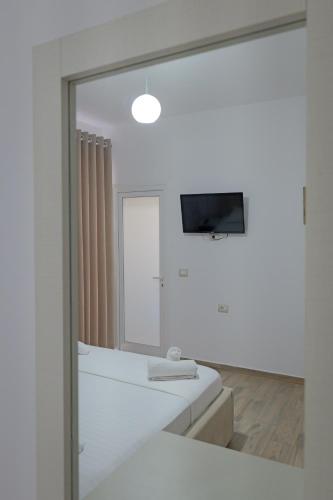 Hotel Veliaj - image 6