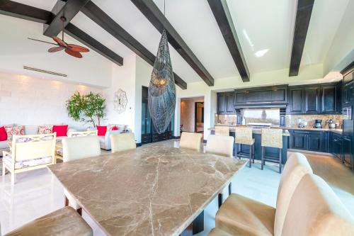 Beautiful 4 Bedroom Condo in Punta Mita, Mexico