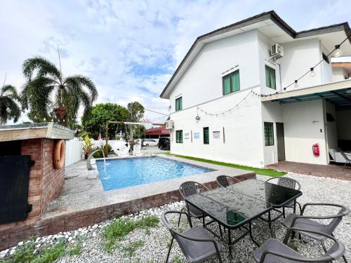 Klebang Melaka Private Pool 12pax-4BR-Sing K-Coway Klebang Melaka Private Pool 12pax-4BR-Sing K-Coway