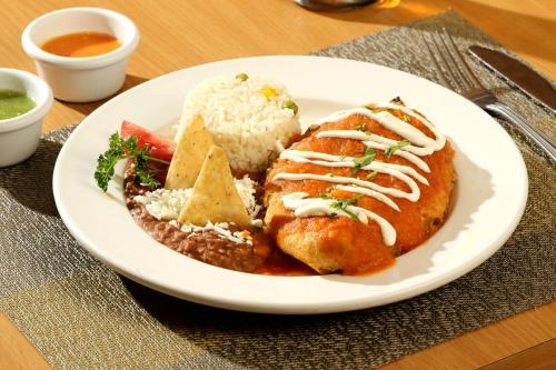 564004883 Holiday Inn Tijuana Zona Rio by IHG