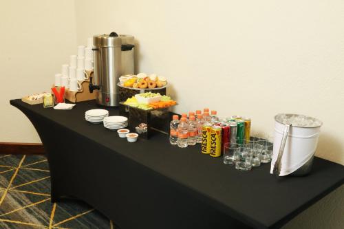 564004894 Holiday Inn Tijuana Zona Rio by IHG