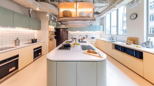 Weave Studios - Sai Ying Pun, Hong Kong (photo 9)