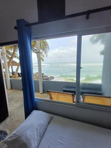 SEASHORE Resort & Villa in Unawatuna