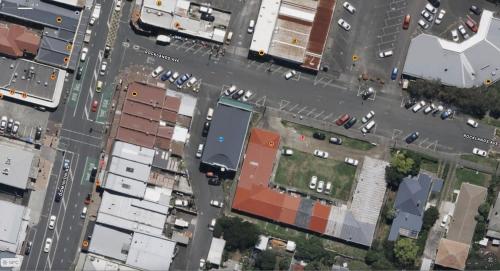 MT Eden home at commercial food street, Auckland (fotografie 10)
