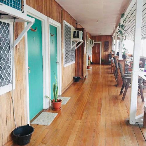 Qua Roviana Accommodation in มุนดา