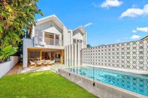 Fuller Holidays - The Cedrics 2 - Luxury Home with Swimming Pool Byron Town