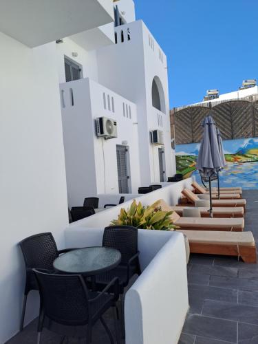 Vista exterior, Oceanis Resort in Paros Island