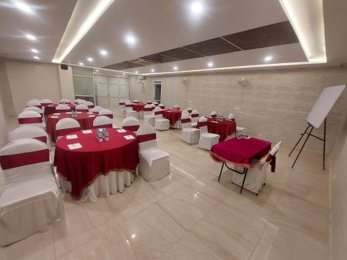 OYO 559 ホテル カストール インターナショナル