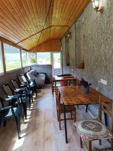 Restorāns, Guest House in Zhabeshi Lali in Tsaldashi