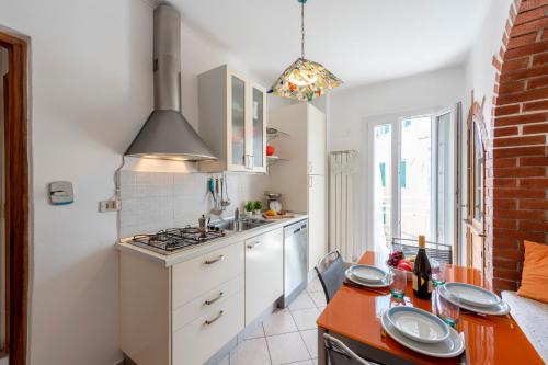 Konyha, IMP - Kimera Del Parasio - Happy Rentals in Porto Maurizio