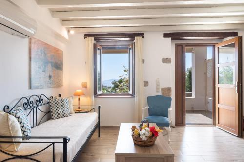 . Blue Vista Triple Apartment