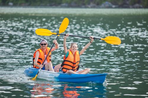 Bhaya Halong Cruises