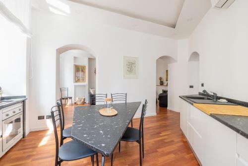 Cavour 211 - B&D Apartments, Рим (фото 5)