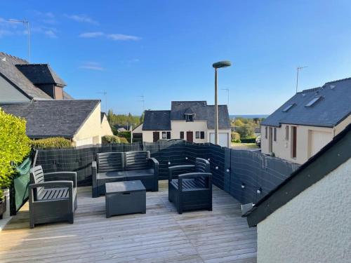 Maison grande terrasse vue mer - Plage et GR34 a 400m in Guidel