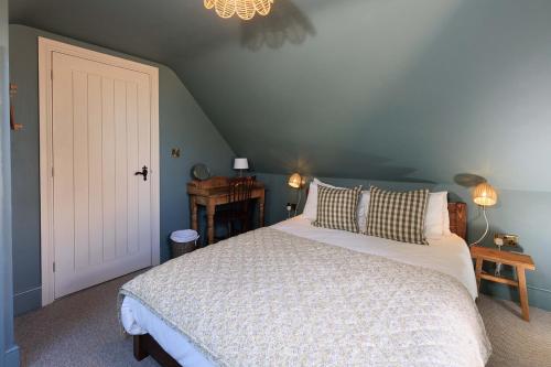1 double bed