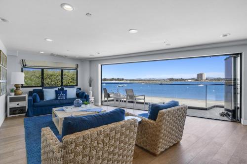 B5396 Bayside Retreat