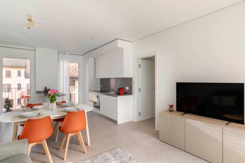 Magic Deluxe Suites - Free Parking in Lugano, Schweiz