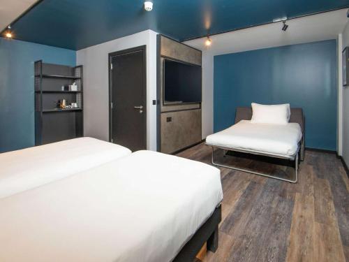 ibis Styles London Gatwick Airport