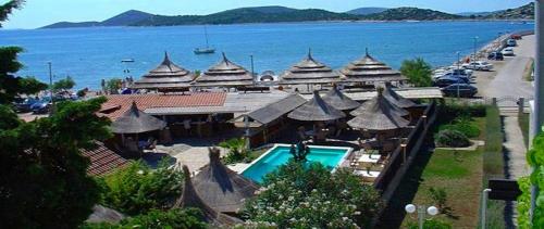 Tribunia Beach Hotel 2