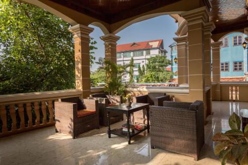 Zona de TV/saló-bar comuns, Le Tigre Villa in Siem Reap