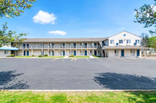 Econo Lodge Bethel - Danbury