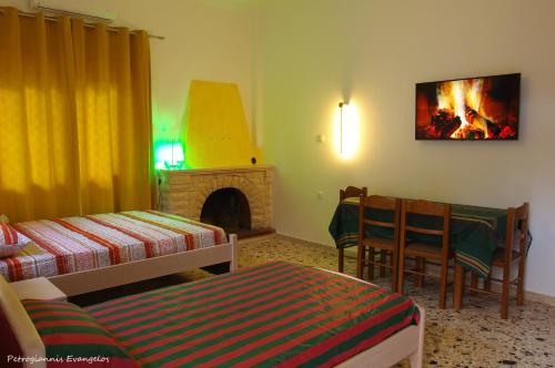 Garden house escape in Amarynthos Evia