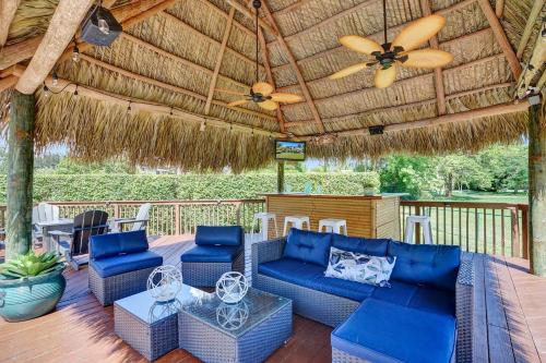 Luxury Casa Mila 7BR with Private Heated POOL Luxury Casa Mila 7BR with Private Heated POOL